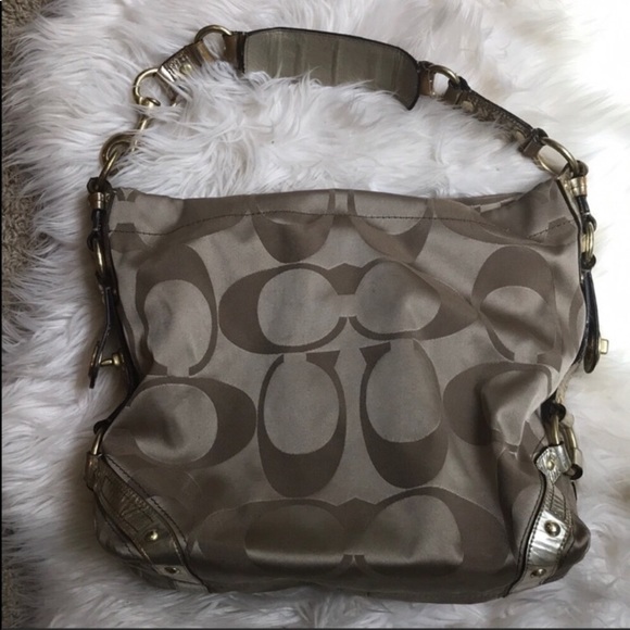 Coach Handbags - Coach quality shoulder bag
